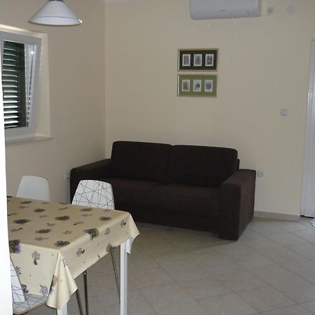 Apartments Dupin Primošten Rom bilde